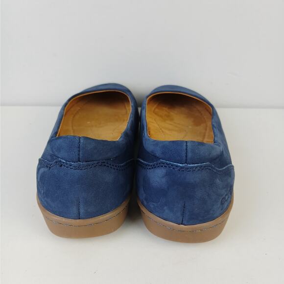 Earth SZ 7 Women's Landen Slip-On Suede Flat In Dark Blue NEW - Picture 4 of 8